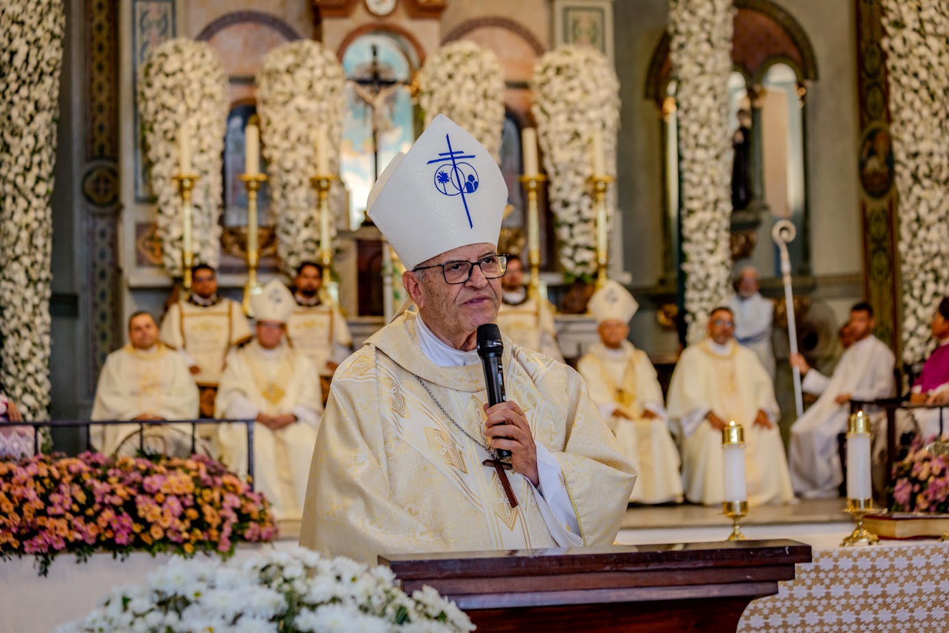 Missa foi celebrada pelo arcebispo emérito de Olinda e Recife, Dom Fernando Saburido. Foto: Carlos Wilker.