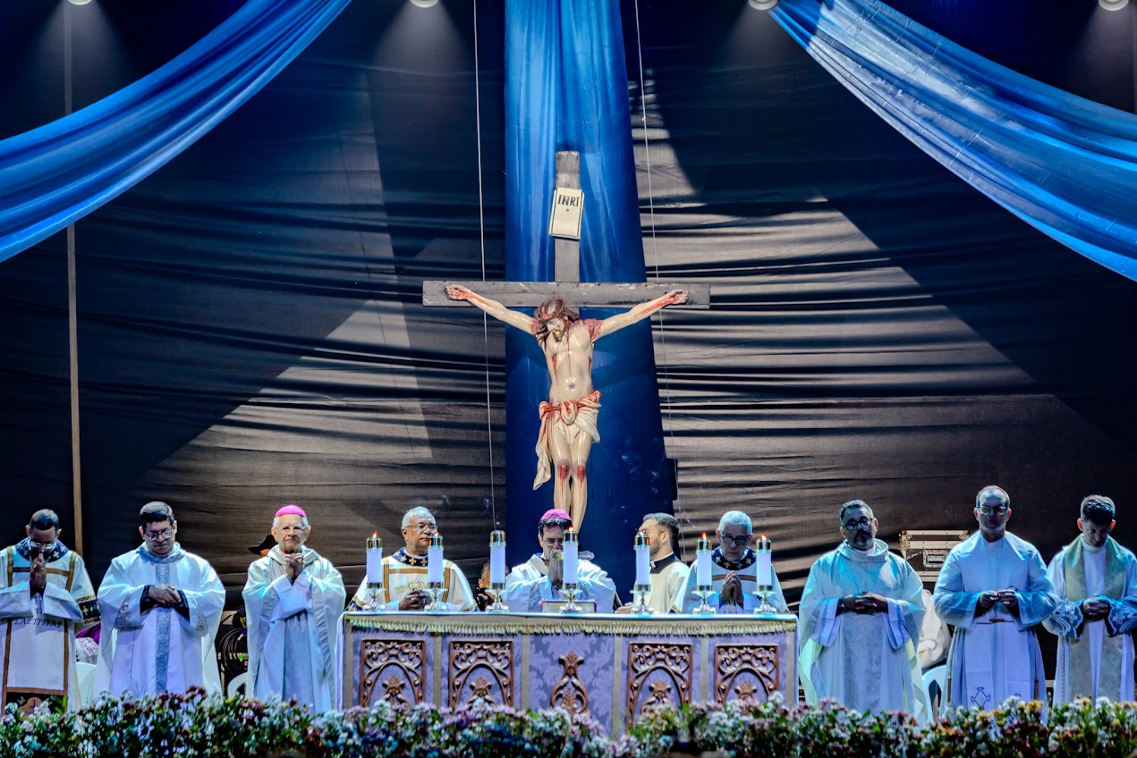 Celebração Eucarística de encerramento da festa da Padroeira de Maceió, Nossa Senhora dos Prazeres. Foto: Carlos Wilker.