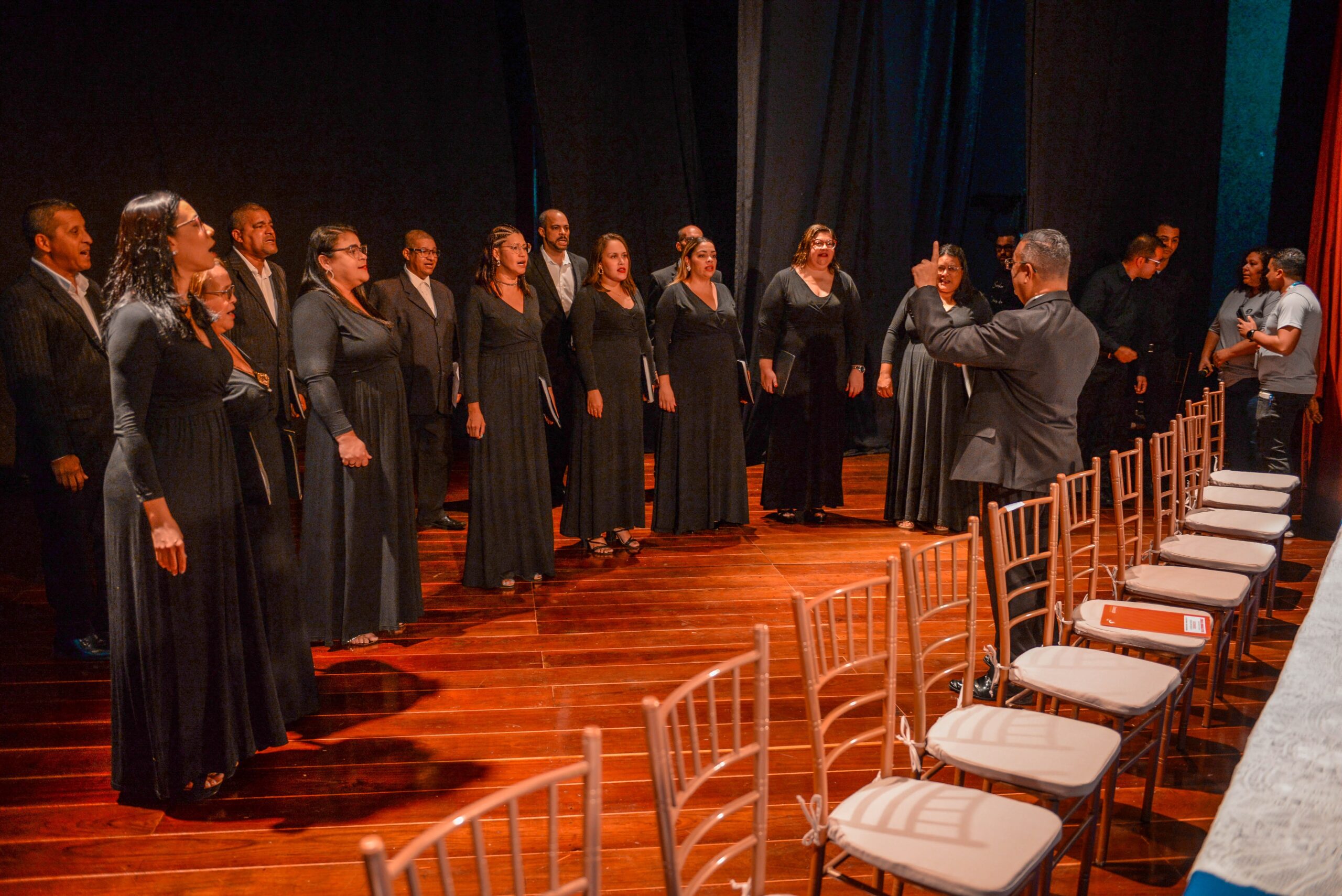 Coro Prisma em apresentação, celebrando a chegada de Dom Beto Breis à Arquidiocese de Maceió. Foto: Wanderlan Velozo.