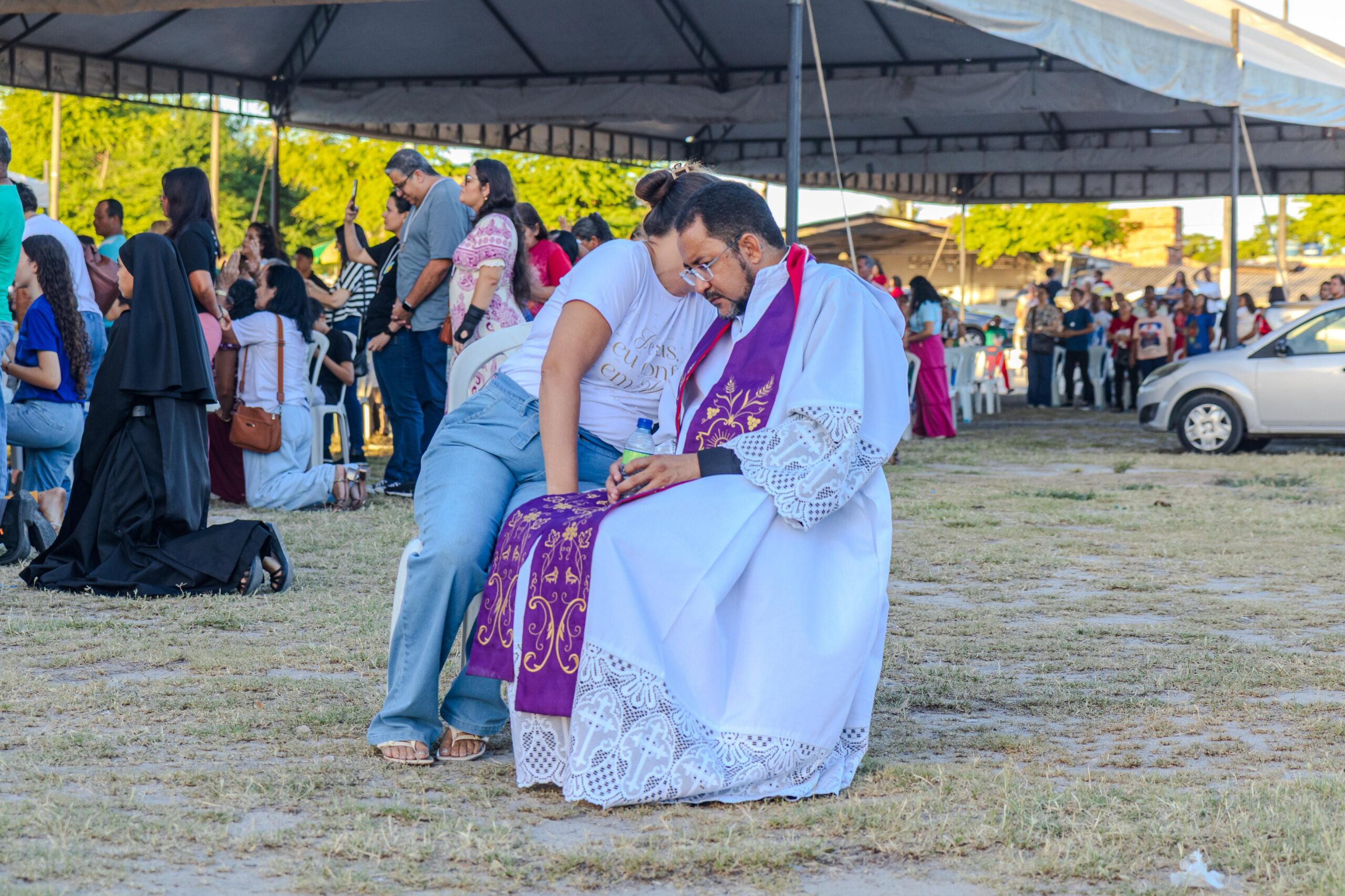 Centenas de fiéis compareceram à festa da Misericórdia, em Maceió. Foto: Rogério Teófilo Lins.
