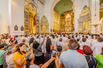 Missa foi celebrada pelo arcebispo emérito de Olinda e Recife, Dom Fernando Saburido. Foto: Carlos Wilker.